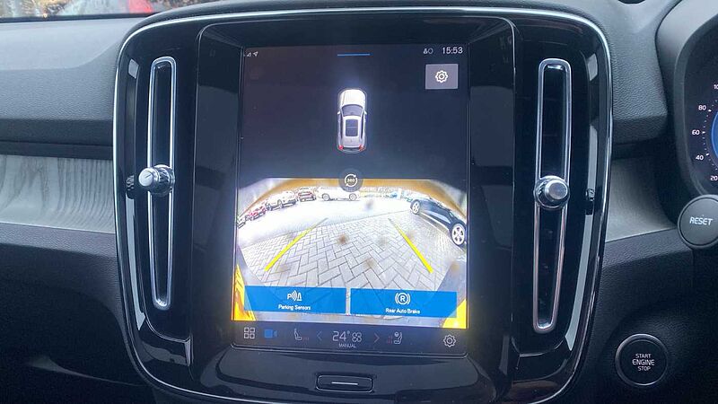 Volvo XC40 Ultra, B3 Mild hybrid, Petrol, Dark