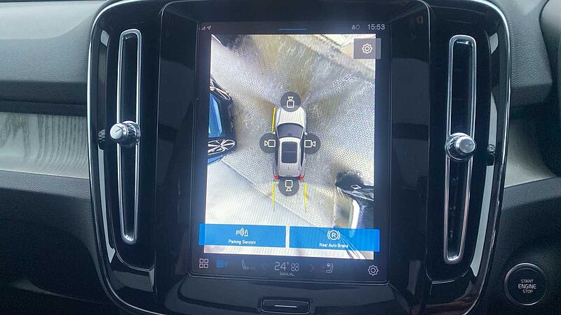 Volvo XC40 Ultra, B3 Mild hybrid, Petrol, Dark