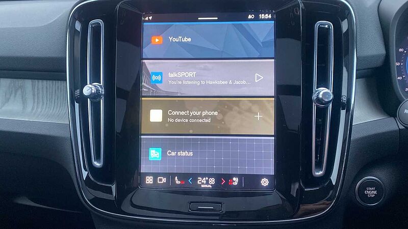Volvo XC40 Ultra, B3 Mild hybrid, Petrol, Dark