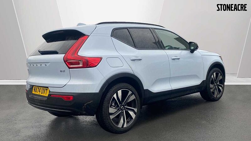 Volvo XC40 Ultra, B3 Mild hybrid, Petrol, Dark