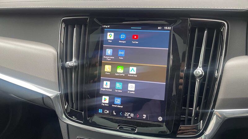 Volvo V90 Ultra, T8 AWD Plug-in hybrid, Electric/Petrol, Dark