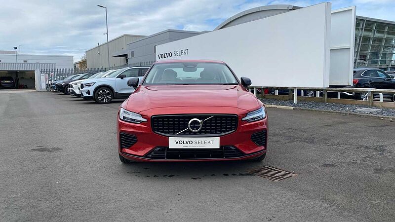 Volvo S60 Recharge Plus, T8 AWD Plug-in hybrid, Electric/Petrol, Dark