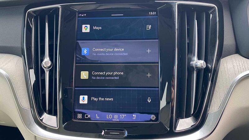Volvo S60 Recharge Plus, T8 AWD Plug-in hybrid, Electric/Petrol, Dark