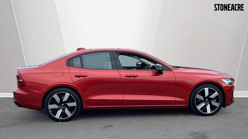 Volvo S60 Recharge Plus, T8 AWD Plug-in hybrid, Electric/Petrol, Dark