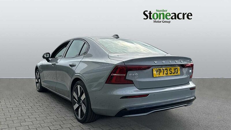 Volvo S60 Recharge Plus, T8 AWD Plug-in hybrid, Electric/Petrol, Dark