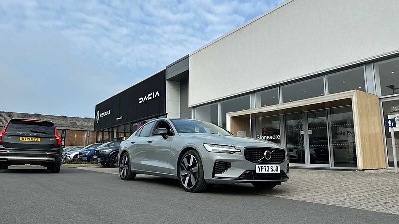 Volvo S60 Recharge Plus, T8 AWD Plug-in hybrid, Electric/Petrol, Dark