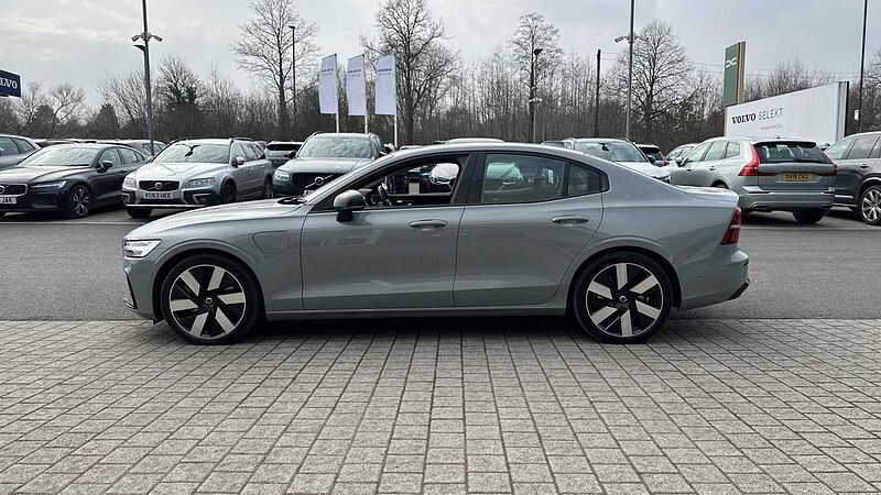 Volvo S60 Recharge Plus, T8 AWD Plug-in hybrid, Electric/Petrol, Dark