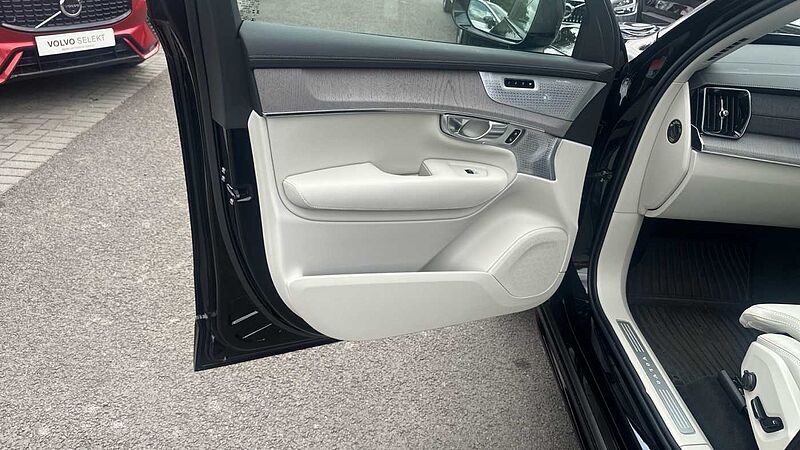 Volvo XC90 Ultra, T8 AWD Plug-in hybrid, Electric/Petrol, Dark, 7 Seats