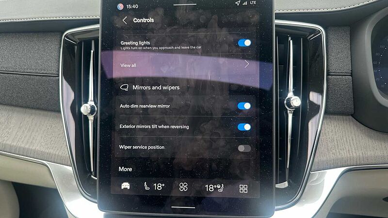 Volvo XC90 Ultra, T8 AWD Plug-in hybrid, Electric/Petrol, Dark, 7 Seats