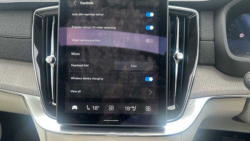 Volvo XC90 Ultra, T8 AWD Plug-in hybrid, Electric/Petrol, Dark, 7 Seats
