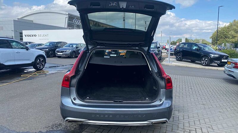 Volvo V90 Cross Country T5 AWD Pro Automatic