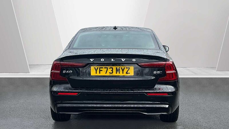Volvo S60 Plus, B5 AWD Mild hybrid, Petrol, Dark