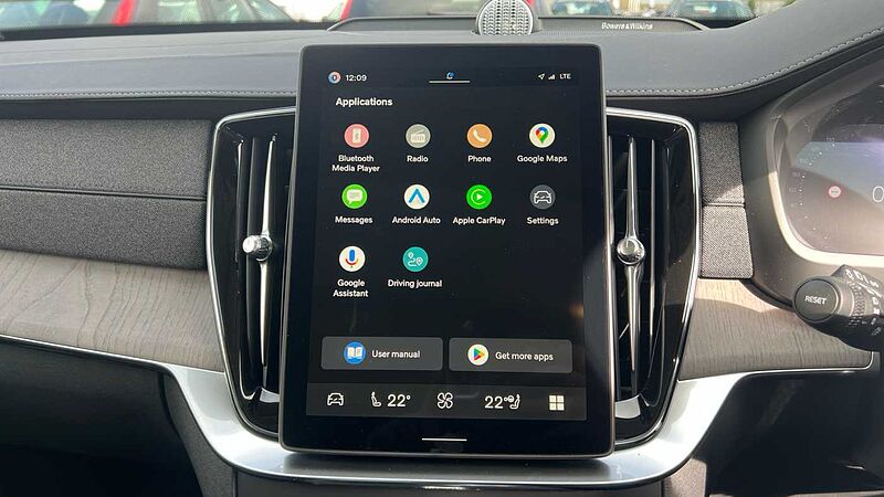 Volvo XC90 Ultra, T8 AWD Plug-in hybrid, Electric/Petrol, Dark, 7 Seats