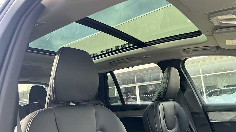 Volvo XC90 Ultra, T8 AWD Plug-in hybrid, Electric/Petrol, Dark, 7 Seats