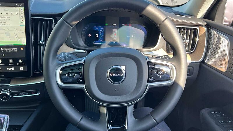 Volvo XC60 Ultra, T8 AWD Plug-in hybrid, Electric/Petrol, Dark
