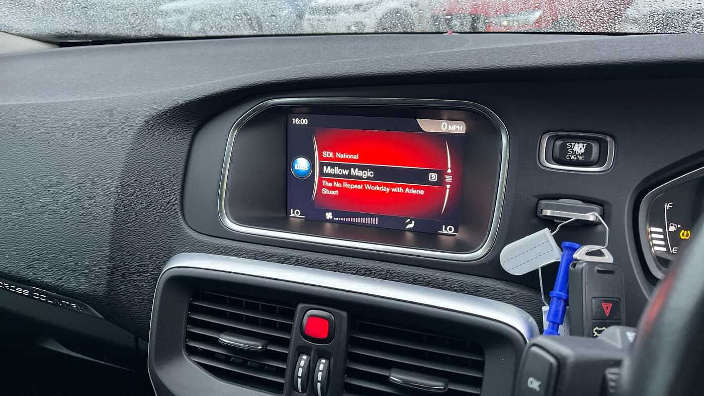 Volvo V40 Cross Country Pro D2