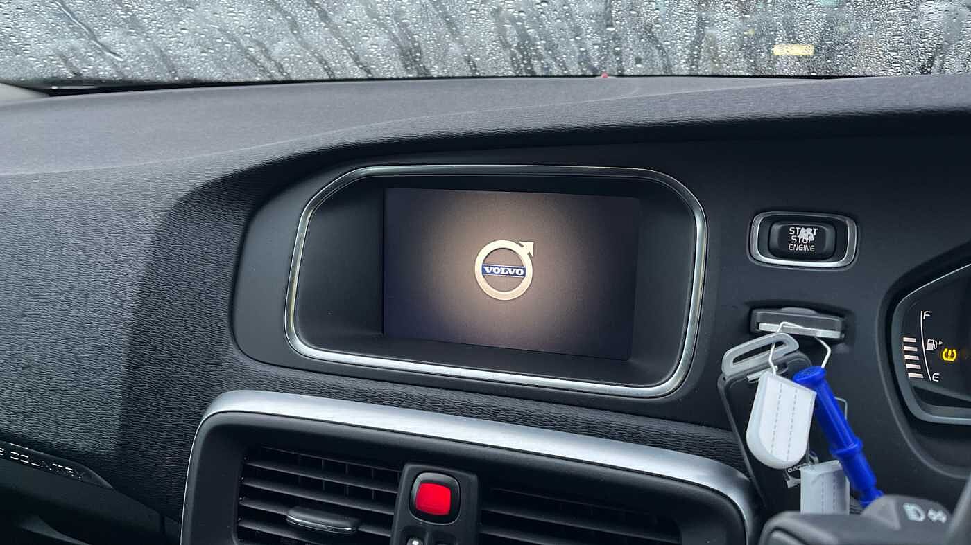 Volvo V40 Cross Country Pro D2