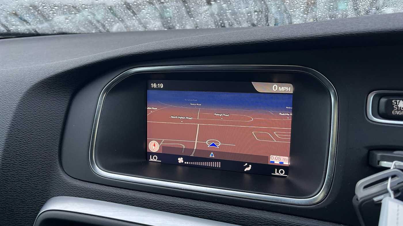 Volvo V40 Cross Country Pro D2