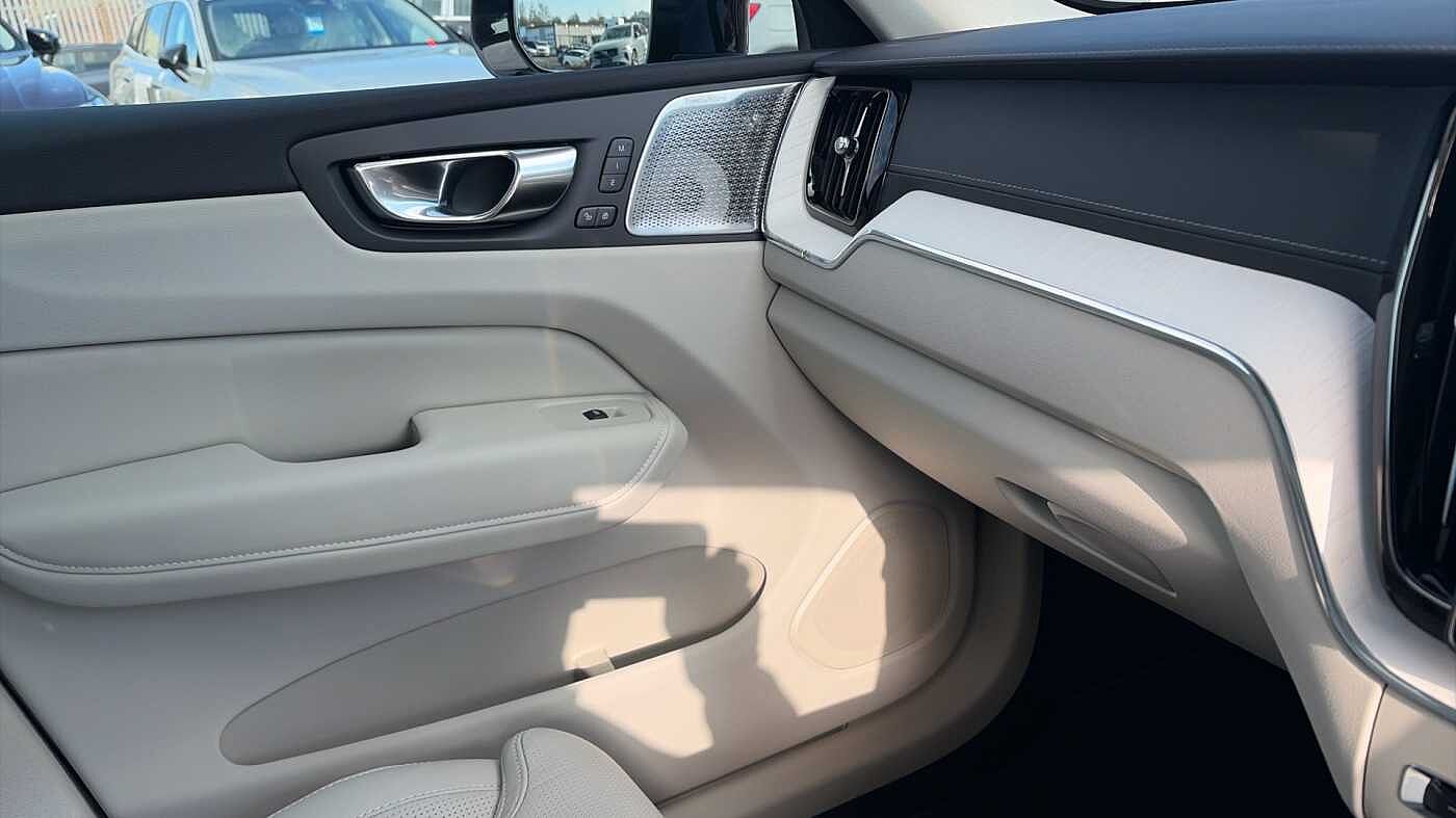 Volvo XC60 Ultra T8 AWD Plug-in hybrid