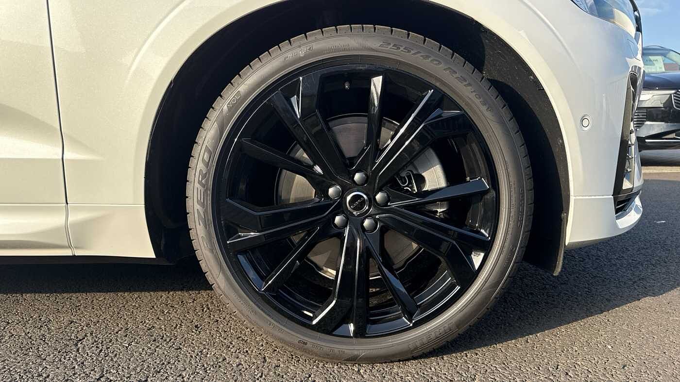 Volvo XC60 Black Edition Ultra T8 AWD Plug-in hybrid