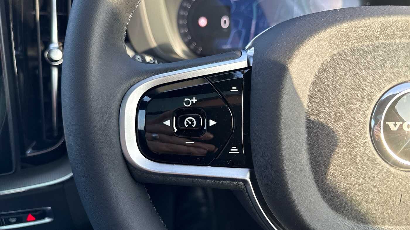 Volvo XC60 Black Edition Ultra T8 AWD Plug-in hybrid