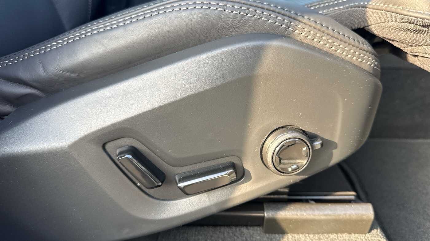 Volvo XC60 Black Edition Ultra T8 AWD Plug-in hybrid