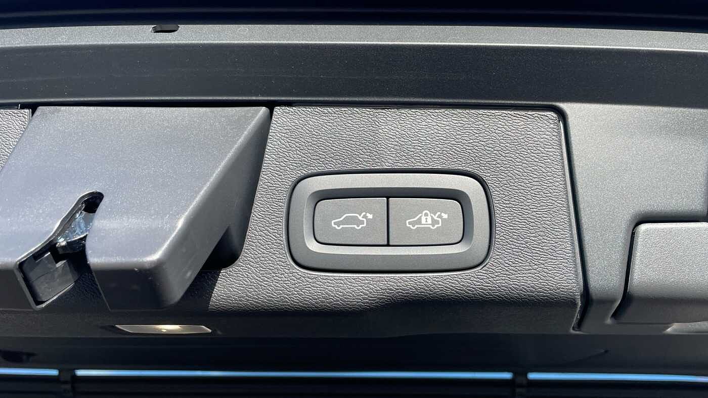 Volvo XC60 Ultra T8 AWD Plug-in hybrid