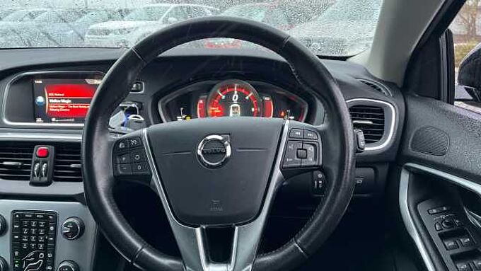 Volvo V40 Cross Country Pro D2