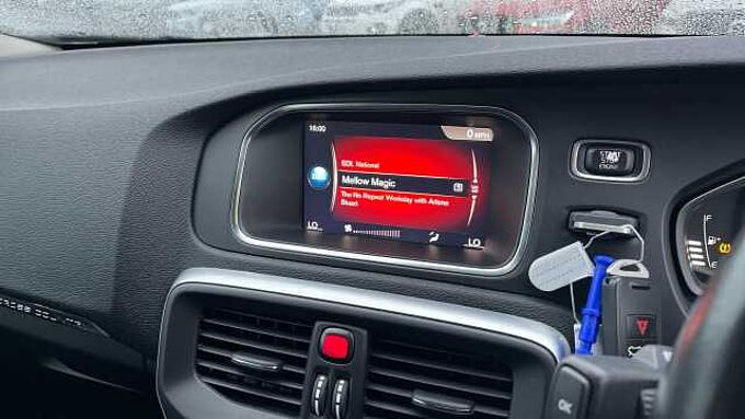 Volvo V40 Cross Country Pro D2