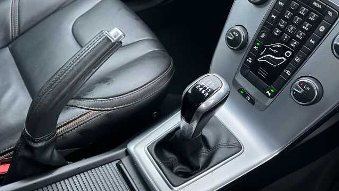 Volvo V40 Cross Country Pro D2