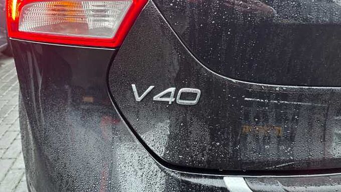 Volvo V40 Cross Country Pro D2