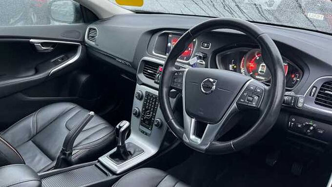 Volvo V40 Cross Country Pro D2