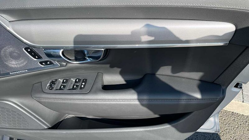 Volvo V90 Ultra T8 AWD Plug-in hybrid
