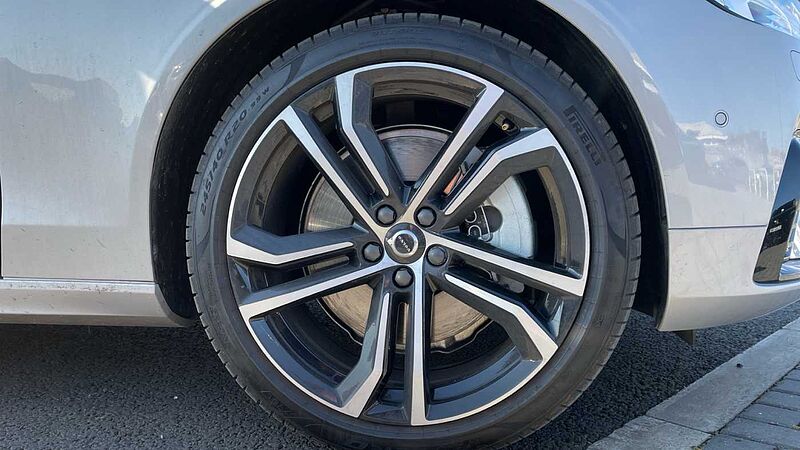 Volvo V90 Ultra T8 AWD Plug-in hybrid