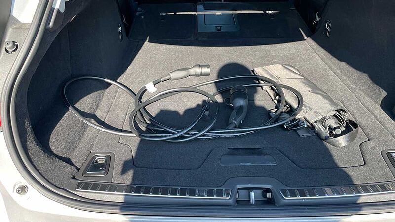 Volvo V90 Ultra T8 AWD Plug-in hybrid