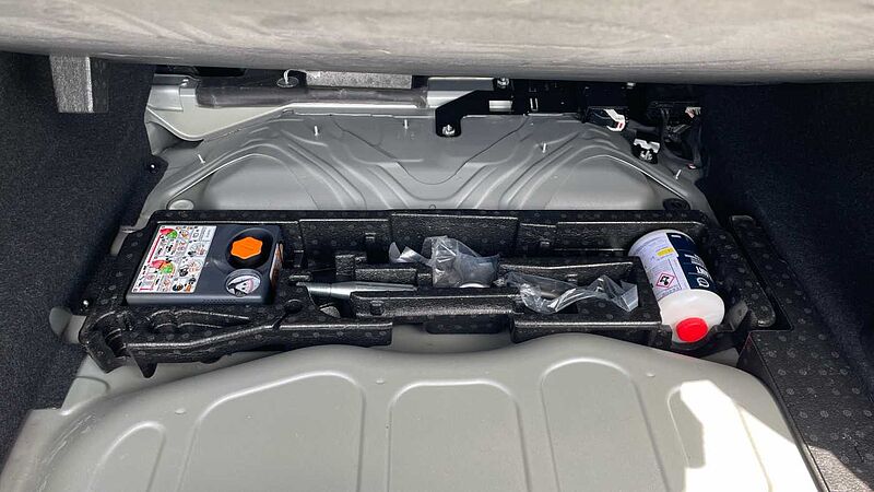Volvo S90 Recharge R-Design T8 AWD plug-in hybrid