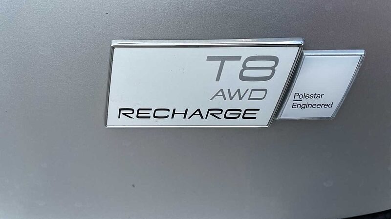 Volvo S90 Recharge R-Design T8 AWD plug-in hybrid