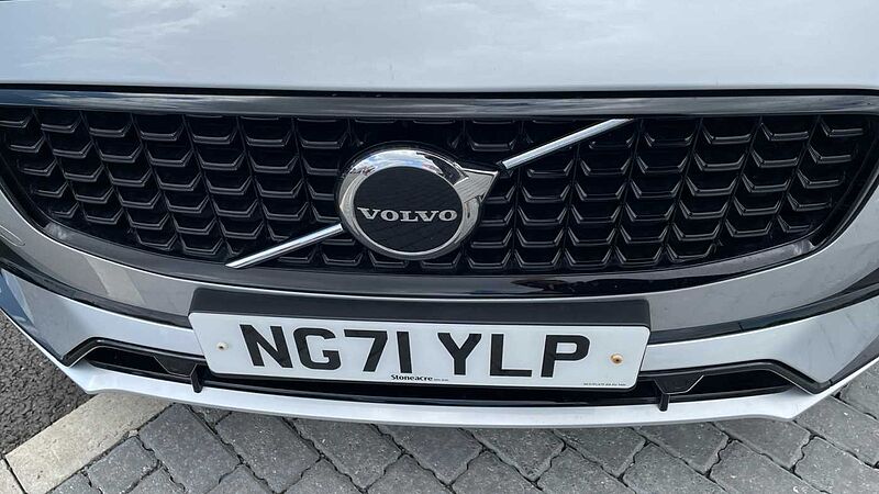 Volvo S90 Recharge R-Design T8 AWD plug-in hybrid