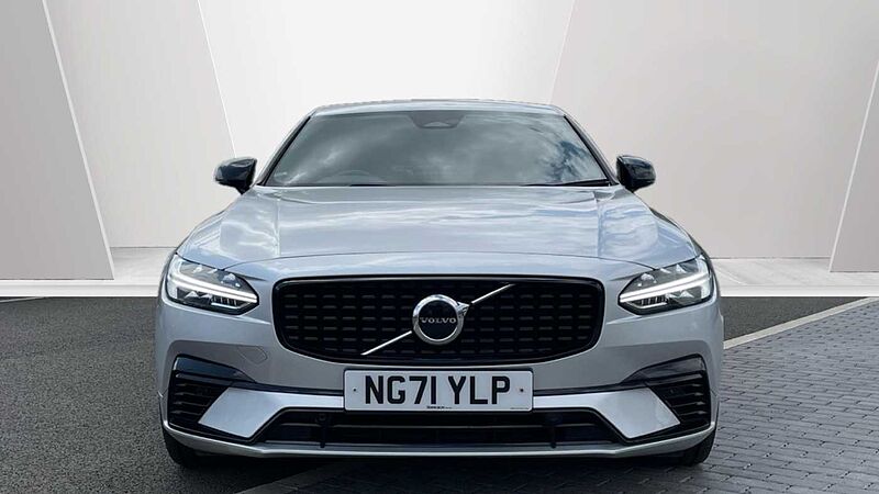Volvo S90 Recharge R-Design T8 AWD plug-in hybrid