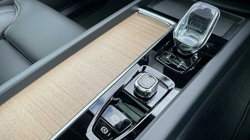 Volvo XC60 Ultra T8 AWD Plug-in hybrid