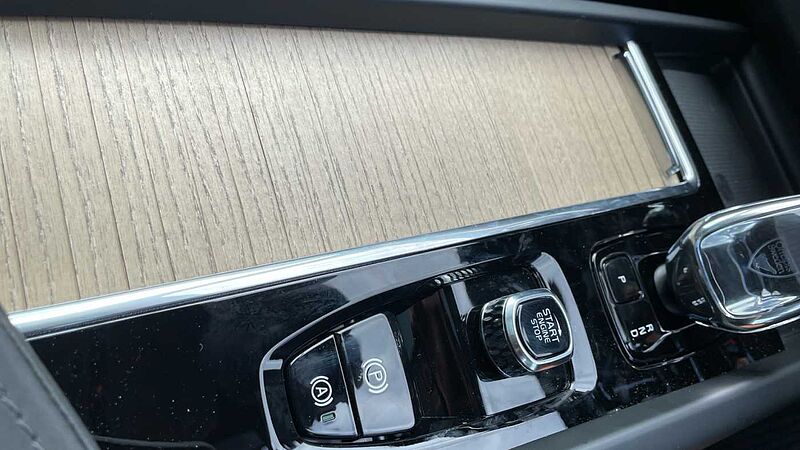 Volvo XC60 Ultra T8 AWD Plug-in hybrid