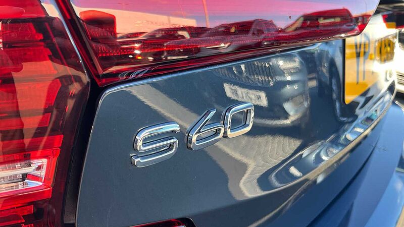 Volvo S60 Plus B5 AWD Mild hybrid