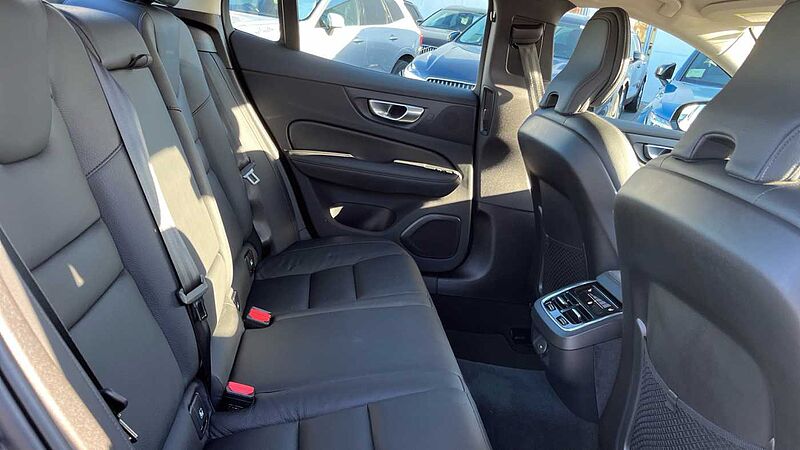 Volvo S60 Plus B5 AWD Mild hybrid