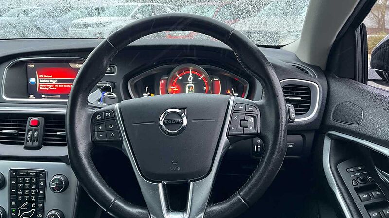 Volvo V40 Cross Country Pro D2