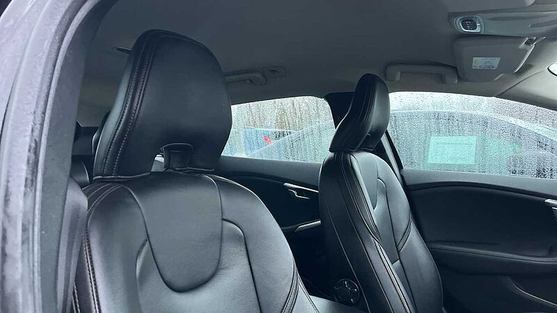 Volvo V40 Cross Country Pro D2