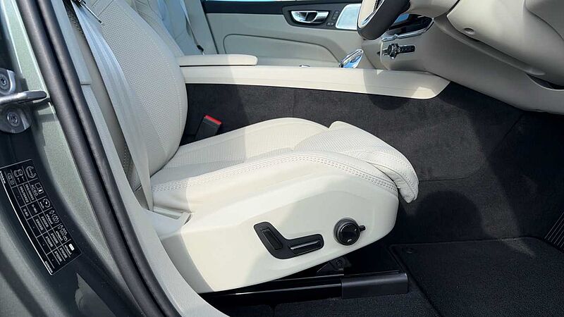 Volvo XC60 Ultra T8 AWD Plug-in hybrid