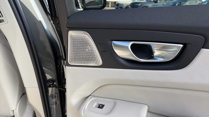 Volvo XC60 Ultra T8 AWD Plug-in hybrid