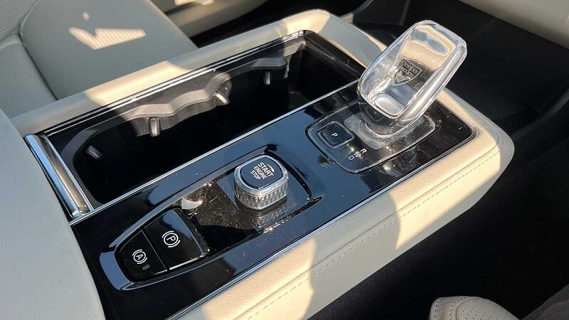 Volvo XC90 Ultra (Bright) T8 AWD Plug-in hybrid