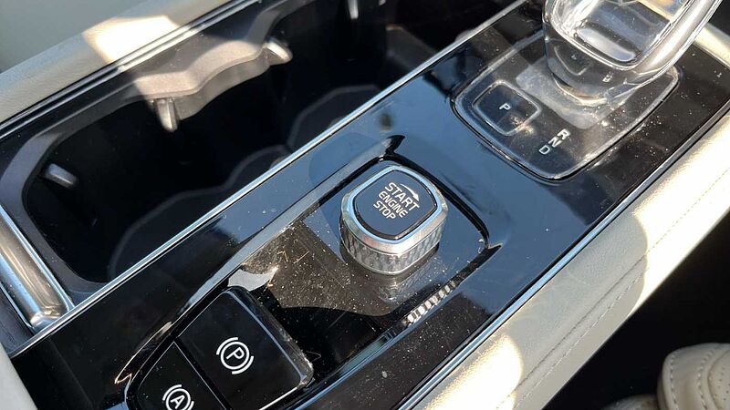 Volvo XC90 Ultra (Bright) T8 AWD Plug-in hybrid