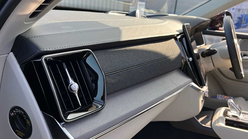 Volvo XC90 Ultra (Bright) T8 AWD Plug-in hybrid